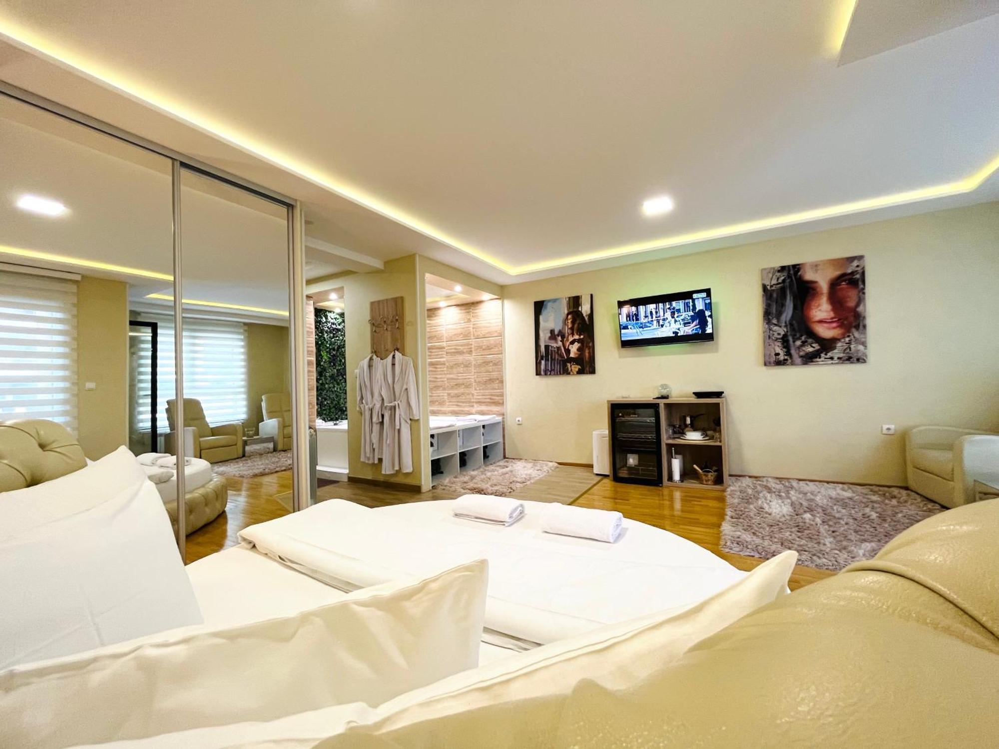 זלאטיבור Apartmani Sleep&Joy חדר תמונה